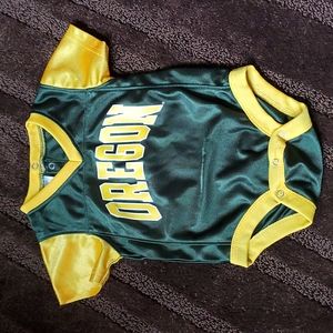 NWOT OREGON DUCK ONESIE